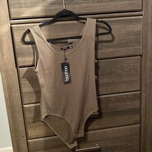 Boohoo bodysuit US 10 Army green